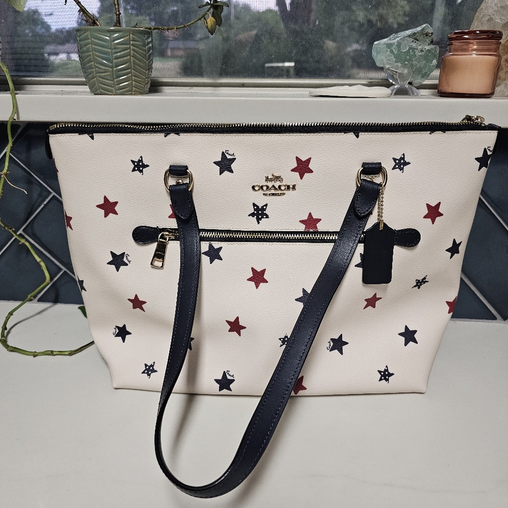 Coach Gallery Tote Bag With Americana Star Print